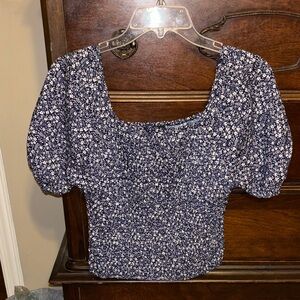 Style & Co. Navy Floral Smocked Puff Sleeve Top